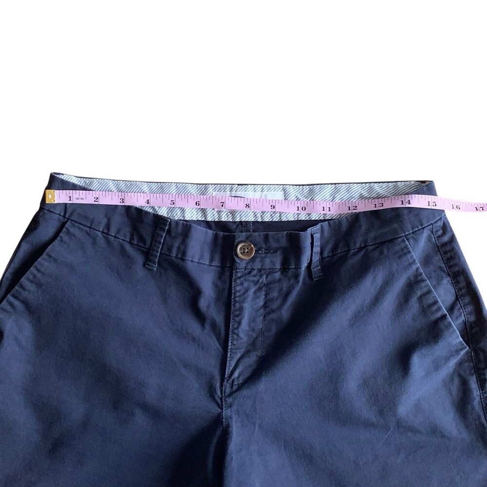 Old Navy Everyday Chino Shorts Women Size 8 Navy Blue Mid-Rise 5" Inseam Stretch - Picture 5 of 8
